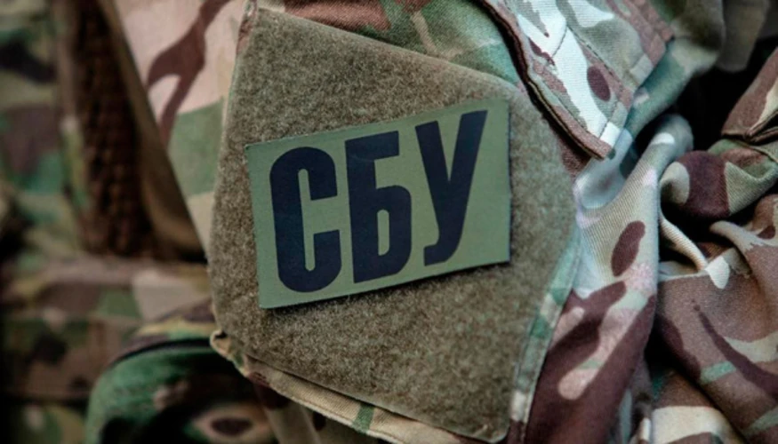 Уламки ударного безпілотника «Герань-2» з елементами збідненого урану на місці удару в Чернігівській області