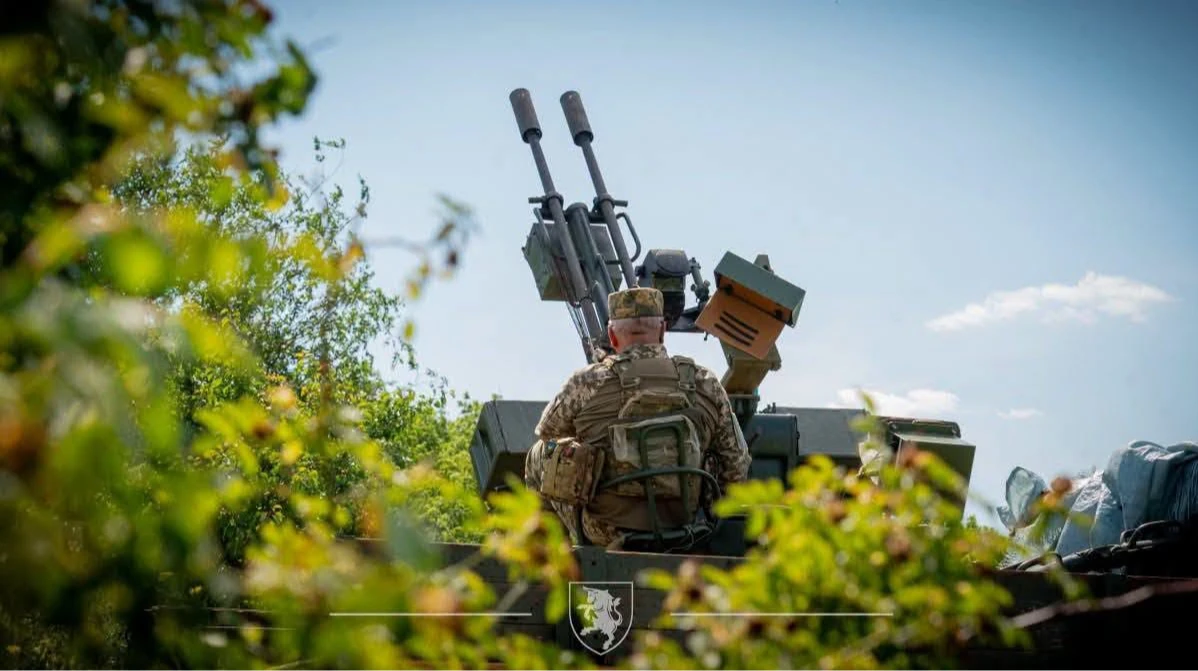 Масована нічна атака 31 серпня: 121 дрон і ракета по Україні — що важливо знати