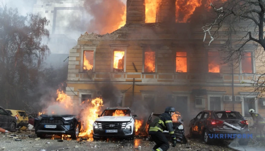 Кличко та Загородній підтвердили удар дрона по будівлі НАНУ у Києві